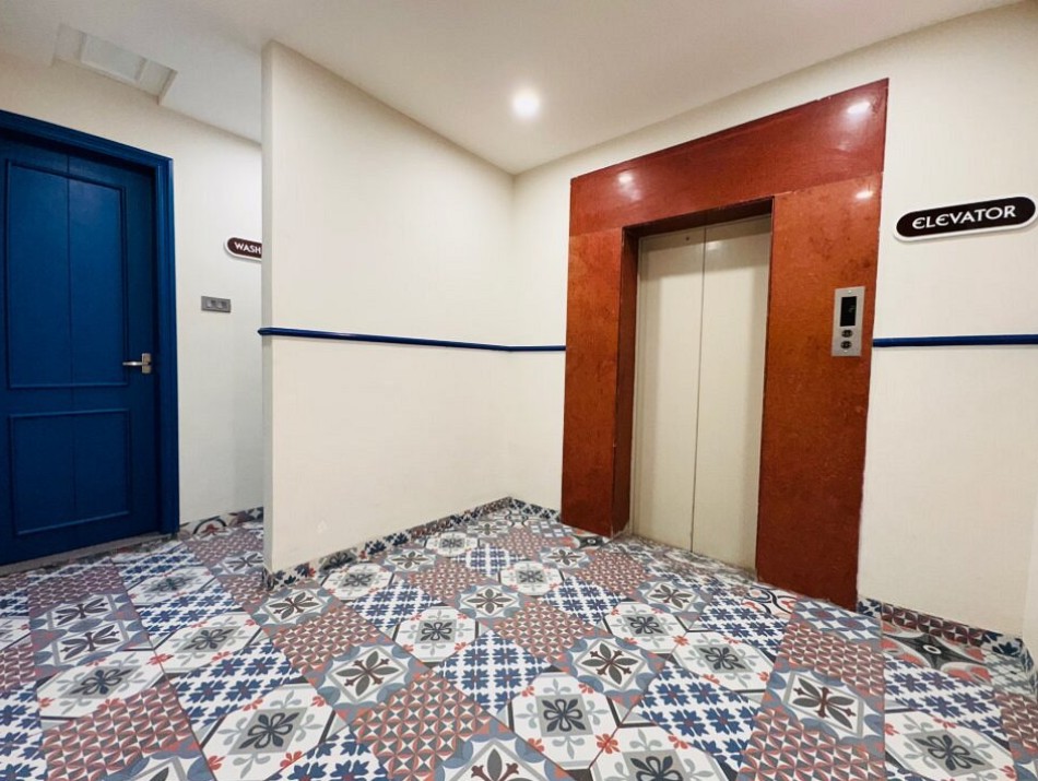 Modern elevator at Nirvana Boutique Hotel Ujjain - Easy access to all floors
